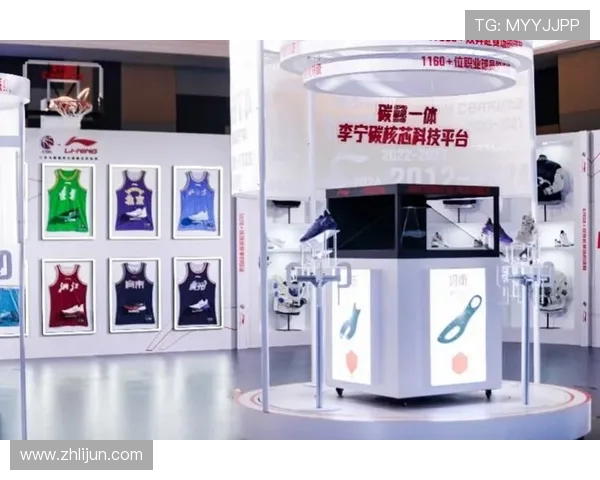 李宁和CBA联名的足球：李宁与CBA合作推出的足球主题产品