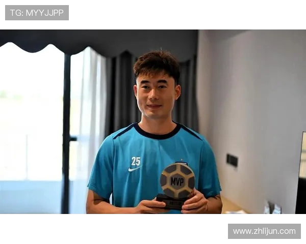 海港边后卫确认转会武汉三镇完成一个赛季后离队新征程